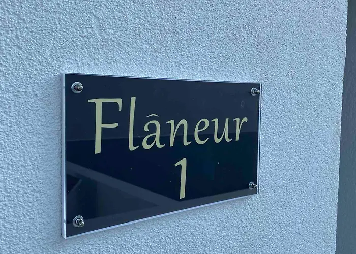 Flaneur Apartment *
